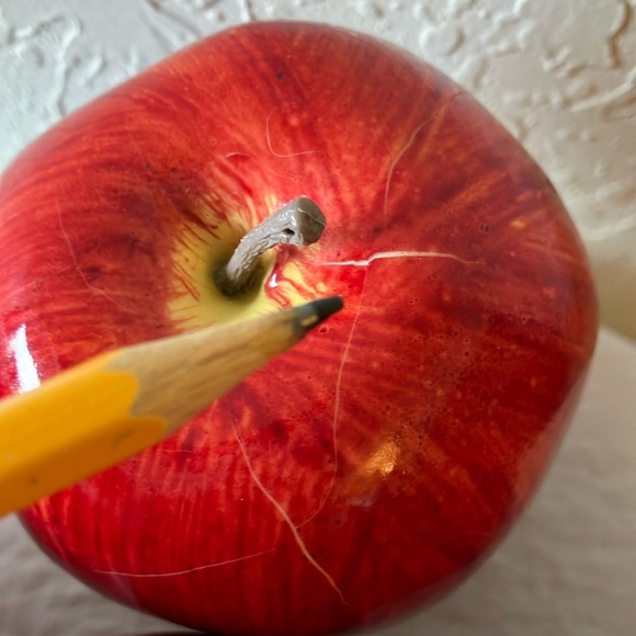 Unbranded: Black Metal Wire Spinning Apple Basket-Fall Decor - Picture 11 of 16